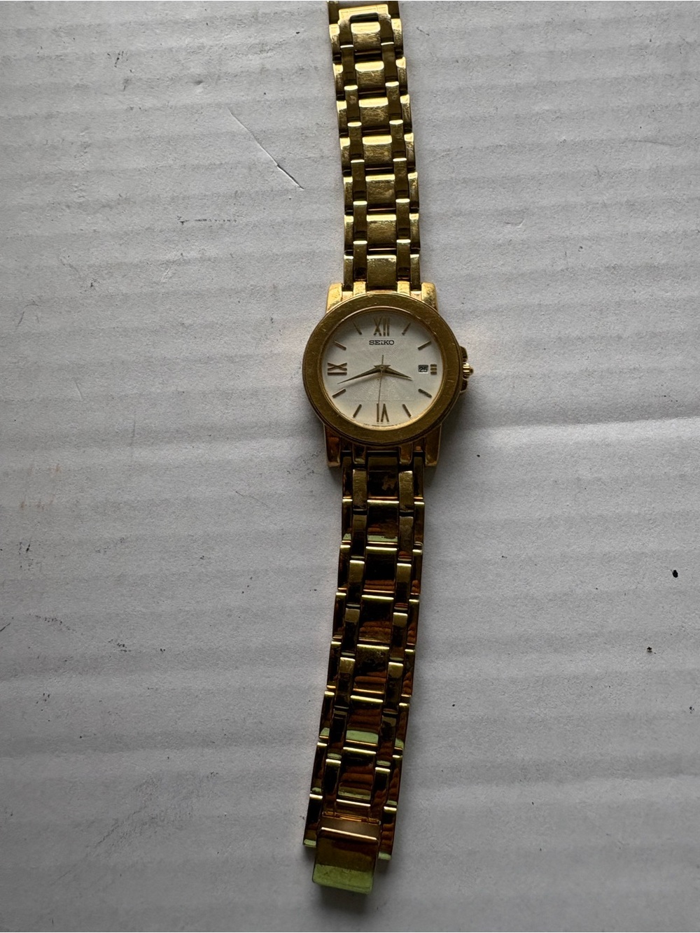 Seiko Gold Tone Bracelet Watch with White Dial 071349
